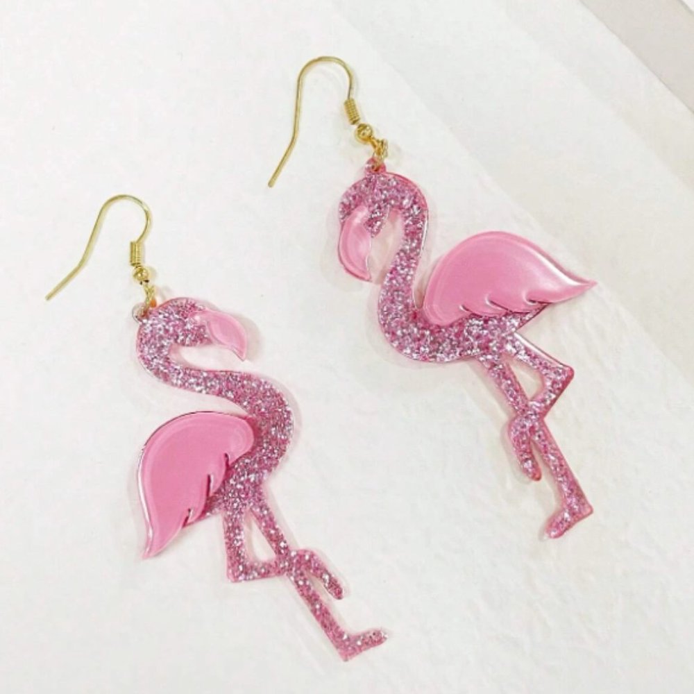 3/25 Cute Pink Flamingo Earrings